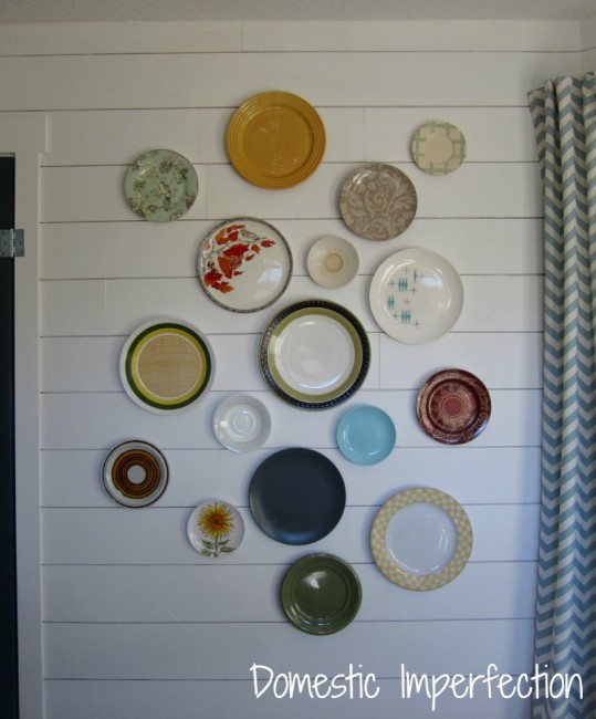 DIY Hanging Plate Wall Decoration
