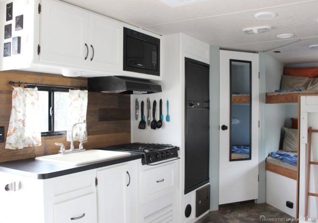 Rv Remodel Dark And Dated To Bright And Inviting Domestic